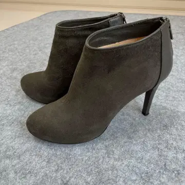 카리노 숏부츠 그레이지