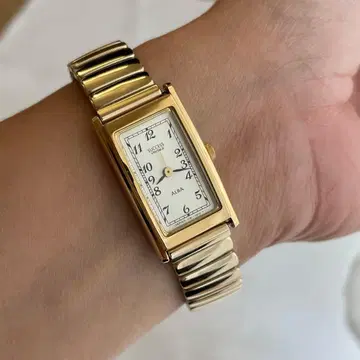 ALBA SUCCESS VINTAGE 손목시계