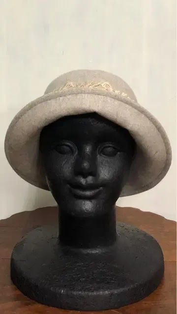 패션 여성용 핸드메이드 모자 크로셰 오프화이트 레이스 신상