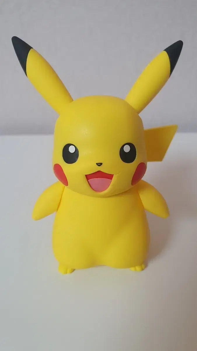 Pokemon Plastic Model Series - Pikachu