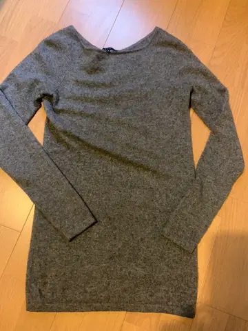 theory 100% 캐시미어 그레이 긴팔 니트 사이즈 2