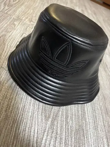 adidas 블랙 버킷 햇 JOM83 OSFZ