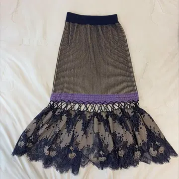 AMERI 레이스 절개 니트 스커트