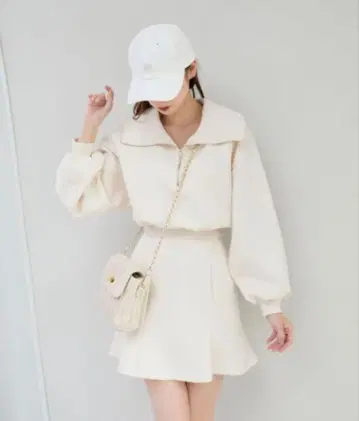 MAJESTIC LEGON 하프 지퍼 미니 원피스