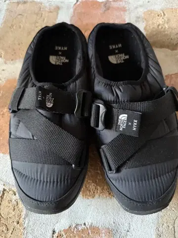 THE NORTH FACE x HYKE 블랙 슬립온