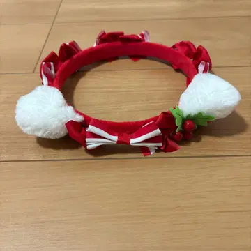 헬로키티 새상품급 크리스마스 머리띠 왕관 고양이 귀