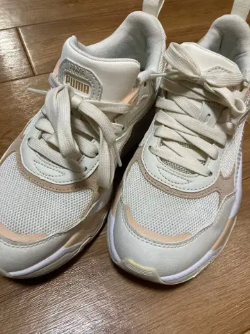 [1회 사용] Puma 통굽 스니커즈 베이지 트리니티 24.5cm