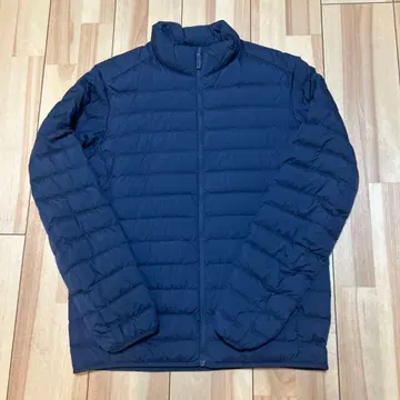 UNIQLO 울트라 라이트 다운 네이비 M