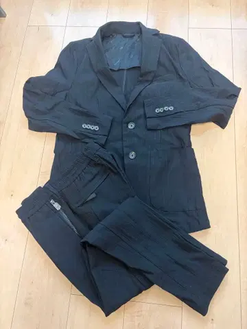 미사용 1PIU1UGUALE3 RELAX 셋업 블랙