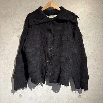 PERVERZE 퍼버즈 Crash Knit / Black 블랙