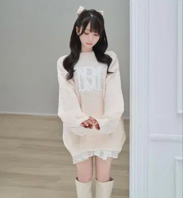 로제 뮤즈 Logo AP puffy knit pink