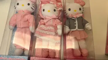 산리오 옷장 컬렉션 헬로키티 마스코트 3종 세트