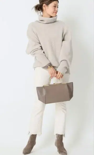 Deuxieme Classe 두지엠 클라세 미들 게이지 터틀