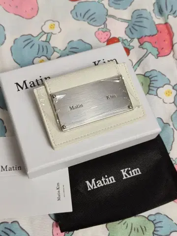 Matin Kim 가죽 새상품 화이트 카드 케이스