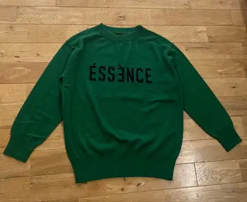 spick&span ESSENCE 로고 니트