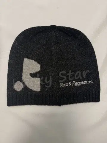 Rest & Recreation 니트 모자 비니