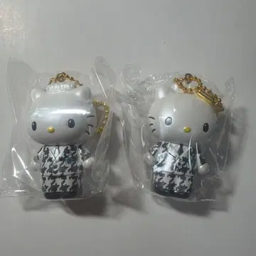 헬로키티 모노크롬 걸리시 시크릿 마스코트 참 다니엘