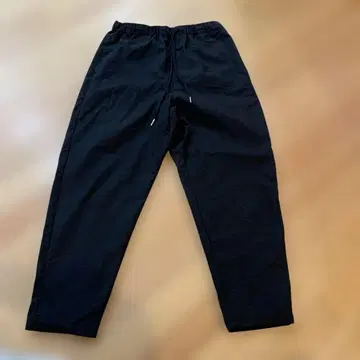 AMUY TRYSBAY 블랙 이지 팬츠