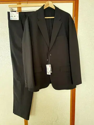 [새상품] UNIQLO 감동 자켓 감동 팬츠 셋업 블랙 XXL