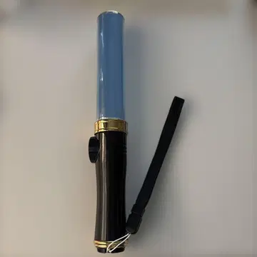 M!LK 시오자키 타이치 파랑 응원봉