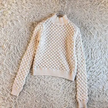 컨디션 최상 소브 Sov. SNOWY 휘핑 니트 36