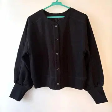 르마쥬 블랙 가디건