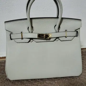 라이트 그레이 가죽 토트백