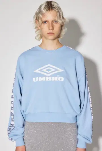 UMBRO x moussy 콜라보 맨투맨 트레이닝복