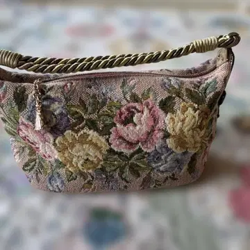 새상품급 미사용 Think Bee! 싱크비! 핸드백