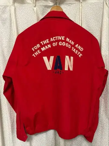 VAN JAC 스윙탑 빨간색 자켓