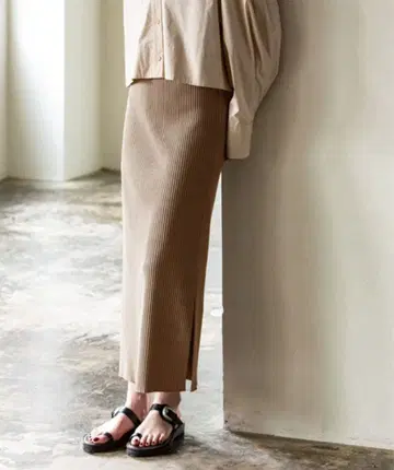 새상품급 Noble 골지 타이트 스커트