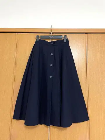 언타이틀 두꺼운 원단 울 롱 스커트 네이비