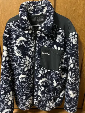 Quiksilver 플리스 자켓 L 사이즈