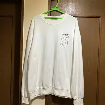 EbeneZer 백프린트 화이트 트레이닝복