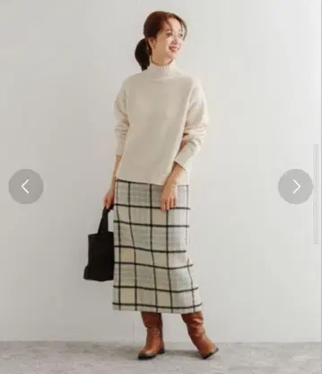 URBAN RESEARCH DOORS 샤기 체크 스트레이트 스커트