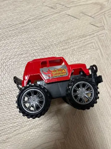 BIG OFF ROAD CAR 빨간색