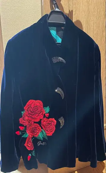이타리야 벨벳 자켓 네이비 레이온 장미 자수 일본제