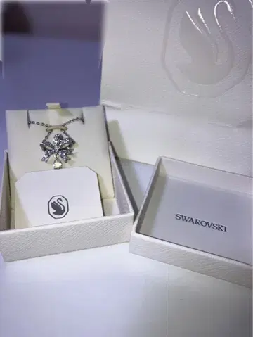 Swarovski 목걸이 실버