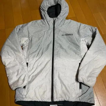 아디다스 TERREX 후드 부착 점퍼 그레이