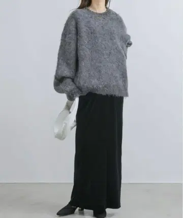 Neuna 오버 사이즈 울 혼방 니트 그레이
