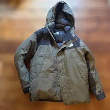 THE NORTH FACE 다운 자켓 올리브 그린