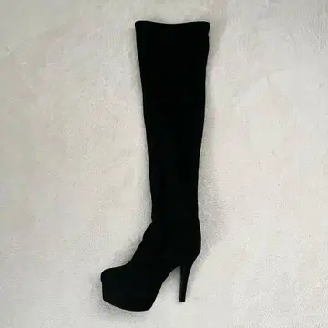 롱 부츠 블랙 착용 사진 있음