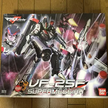 VF-25F 슈퍼 메시아 발키리 미조립