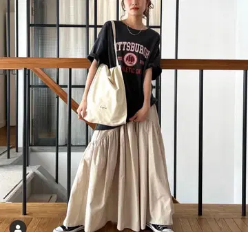 Ungrid 베이지 플레어 스커트