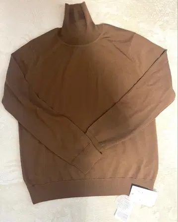 [ 미사용 새상품 ] FF30 TODAY 터틀넥 풀오버