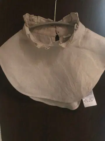 새상품급 waeu. 린넨 탈부착 카라 프릴 린넨 내추럴