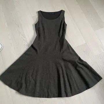 새상품급 랄프 로렌 울 그레이 원피스 11호 사이즈