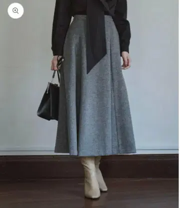 sirin 압축 울라이크 플레어 스커트 블랙 s