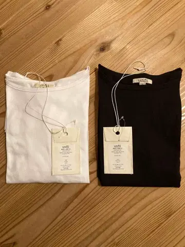 새상품급  긴팔 티셔츠 롱 T 2장 세트