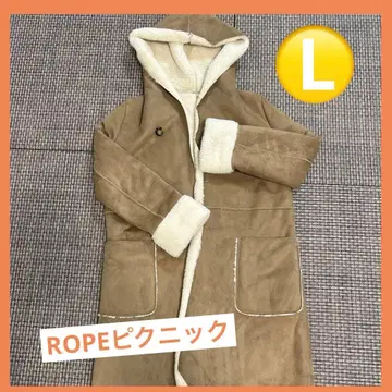 ROPE 베이지 후드 부착 무스탕 코트